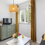 Stephanie Island Apartmán