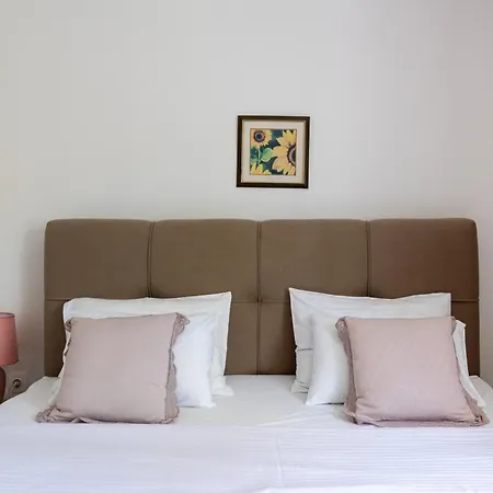 Stephanie Island Apartman