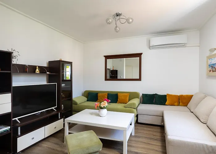 Stephanie Island * Шипанска-Лука