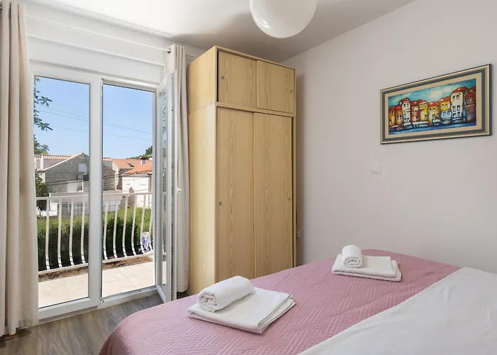 Апартаменты Stephanie Island Шипанска-Лука