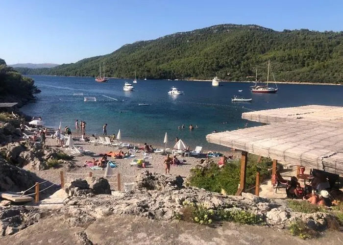 Апартаменты Stephanie Island *